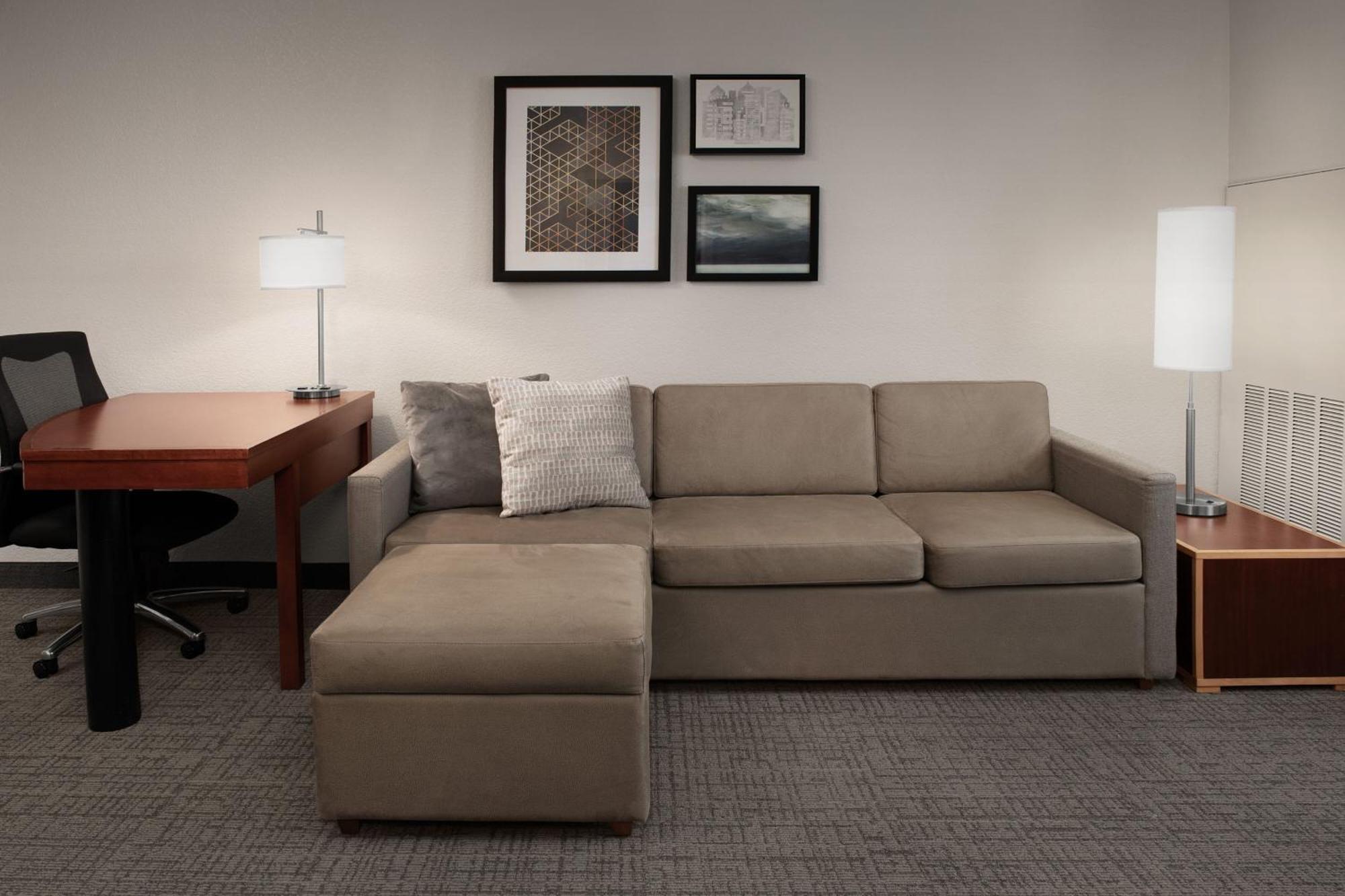 Residence Inn By Marriott Greensboro Airport Buitenkant foto