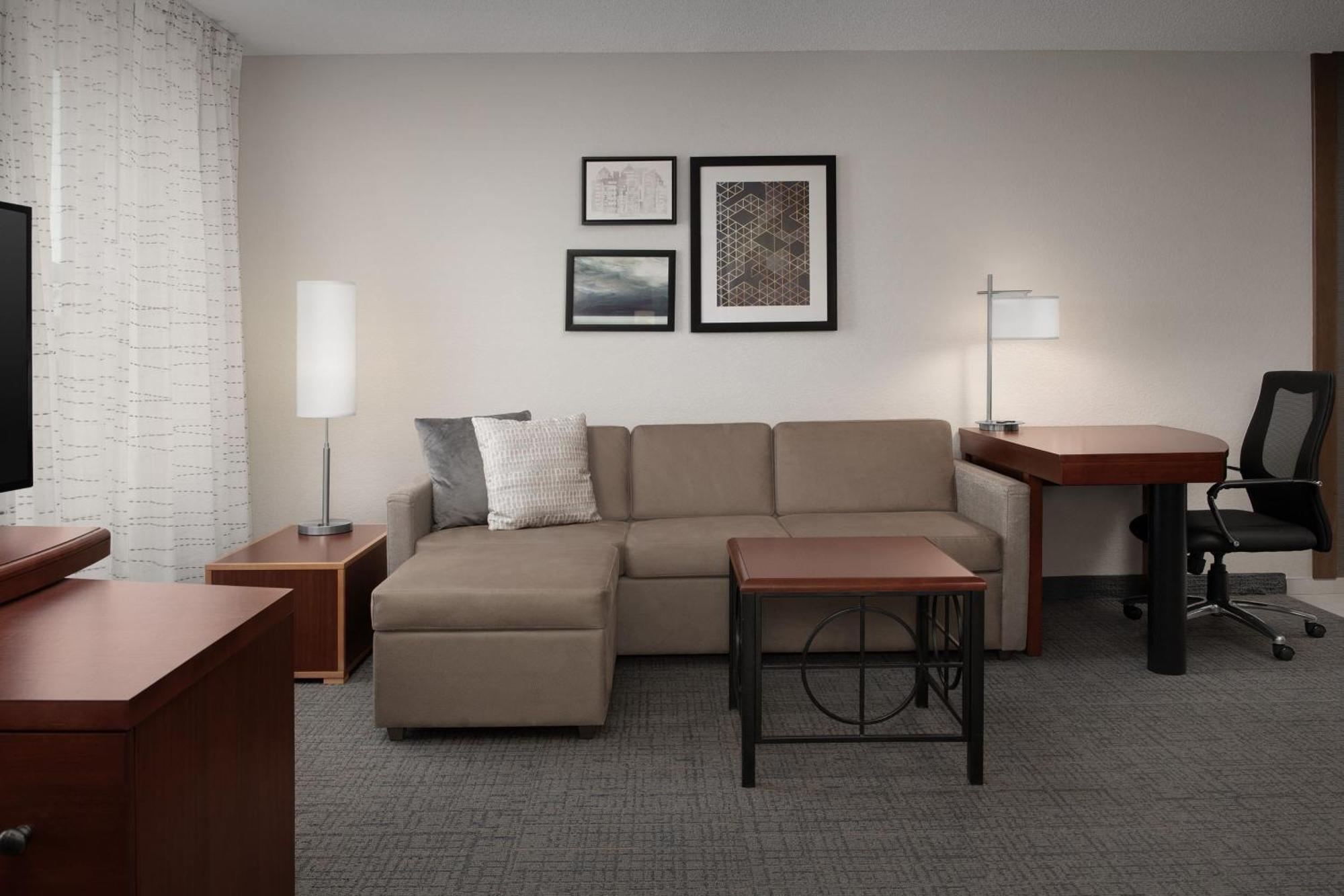 Residence Inn By Marriott Greensboro Airport Buitenkant foto