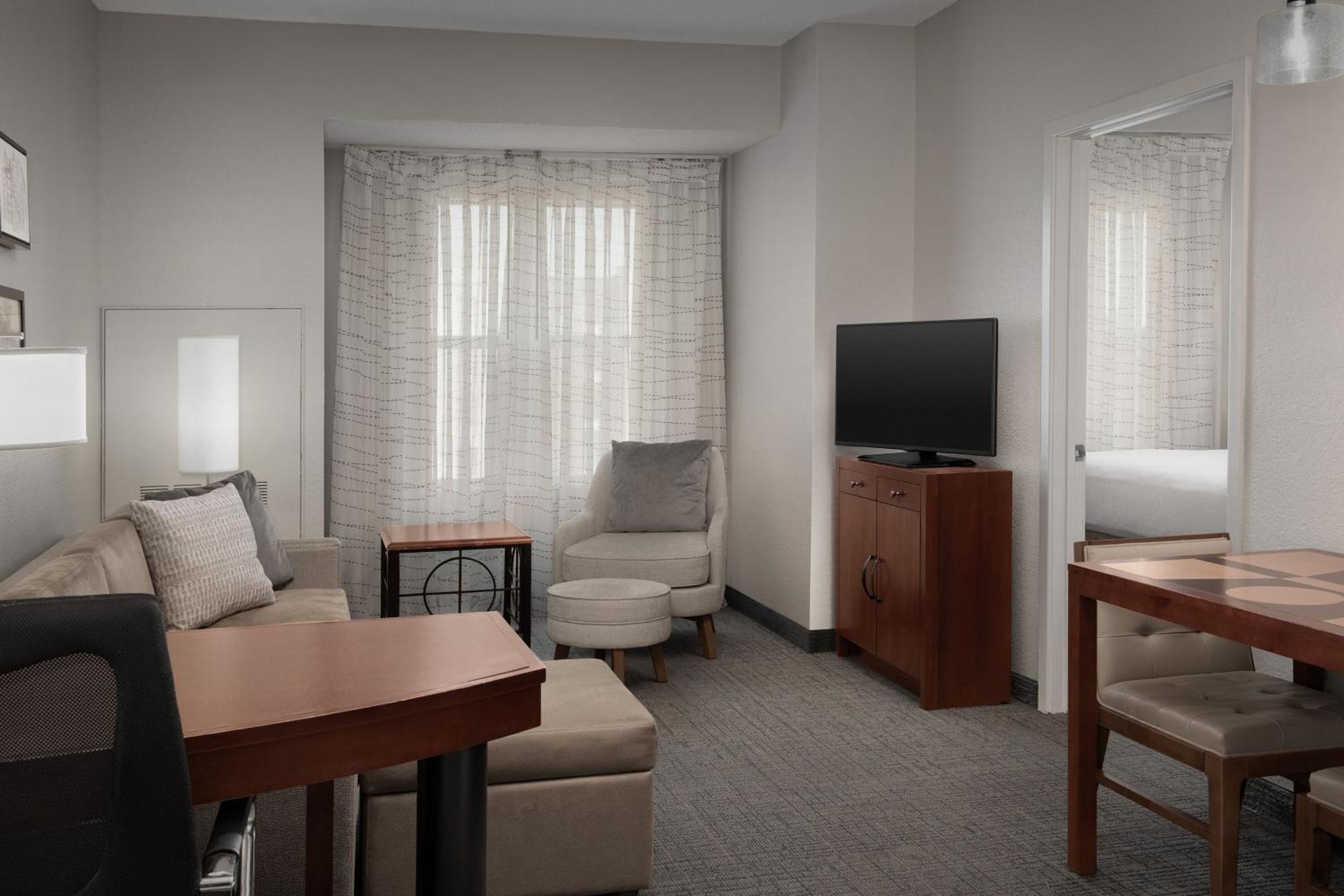 Residence Inn By Marriott Greensboro Airport Buitenkant foto