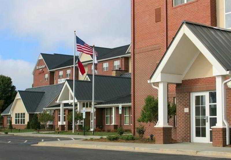 Residence Inn By Marriott Greensboro Airport Buitenkant foto