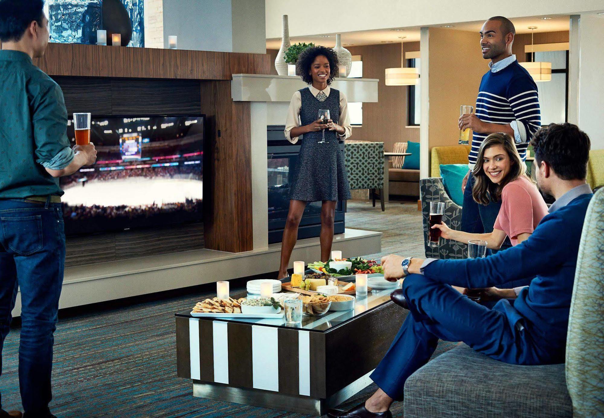 Residence Inn By Marriott Greensboro Airport Buitenkant foto